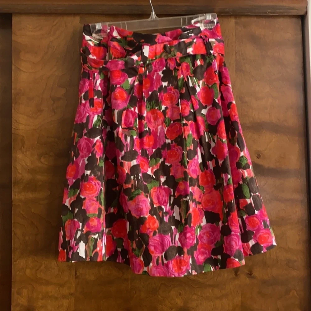 NWOT inc skirt size 2